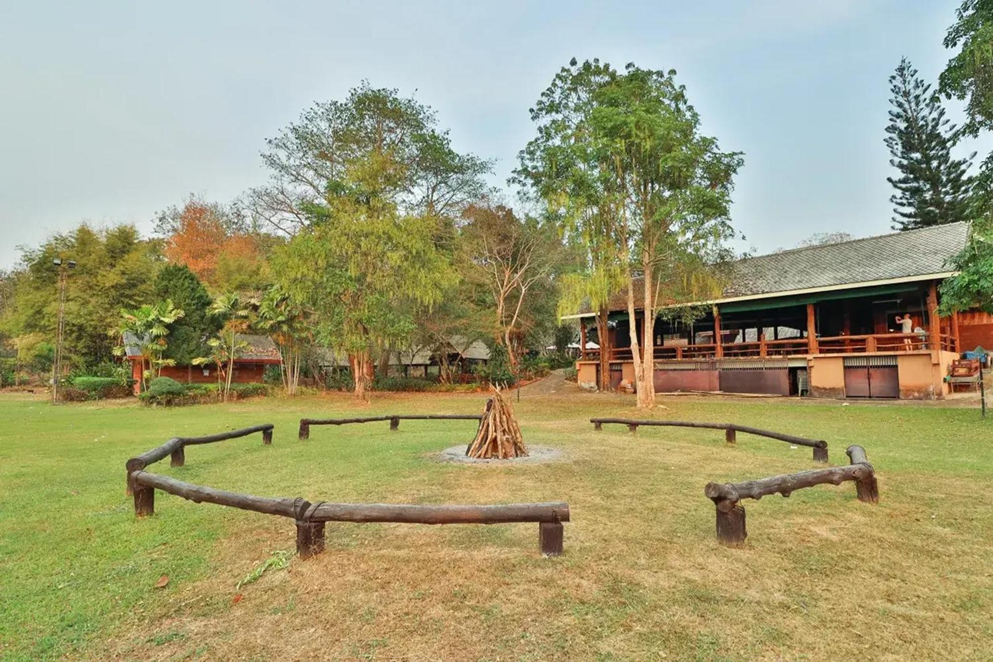 Royal Ping Garden And Resort Mae Taeng Esterno foto